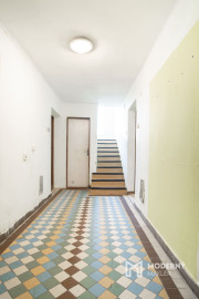 Na predaj veľký 5 – izbový rodinný dom v obci Marhaň