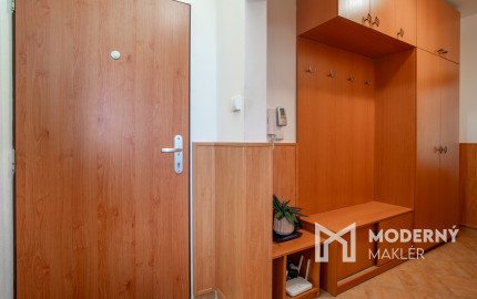 Na predaj 2-izbový byt s balkónom po kompletnej rekonštrukcii v Ružinove