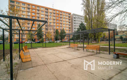 Na predaj 2-izbový byt s balkónom po kompletnej rekonštrukcii v Ružinove