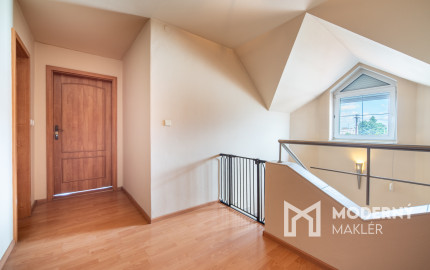 REZERVOVANÉ: Na predaj 4-izbový rodinný dom neďaleko centra Malaciek