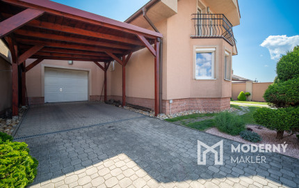 REZERVOVANÉ: Na predaj 4-izbový rodinný dom neďaleko centra Malaciek