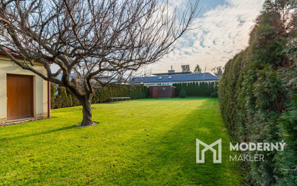 REZERVOVANÉ: Na predaj 5-izbový rodinný dom s garážou v Trnave – časť Tulipán