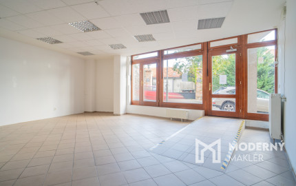 Na prenájom obchodný priestor na Zámockej ulici pod Bratislavským hradom