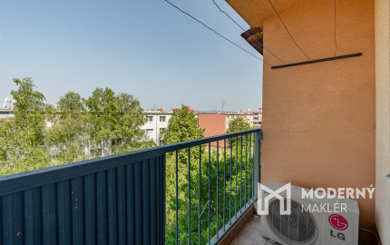 Na prenájom moderný 3 -izbový byt v Senci