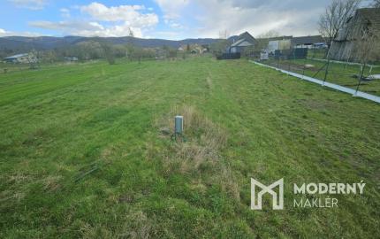 Na predaj perspektívny pozemok v obci Kuchyňa