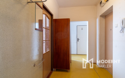 REZERVOVANÉ: Na predaj útulný 2-izbový byt v malebných Hybiach v pokojnej lokalite