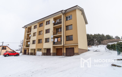 REZERVOVANÉ: Na predaj útulný 2-izbový byt v malebných Hybiach v pokojnej lokalite