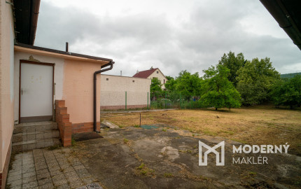 Na predaj pôvodný 3-izbový rodinný dom s potenciálom v Trenčíne, časť Zlatovce