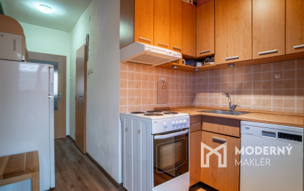 REZERVOVANÝ: Na predaj 1-izbový byt na Račianskej ulici s investičnou perspektívou