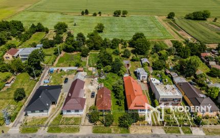 Na predaj rozmerný pozemok vhodný na výstavbu v obci Moravany časť Lučkovce