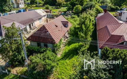 Na predaj rozmerný pozemok vhodný na výstavbu v obci Moravany časť Lučkovce