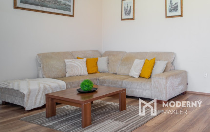 Na predaj kompletne zariadený 2-izbový byt v Novom Meste