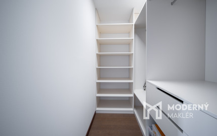 Na prenájom 2-izbový byt so šatníkom v Eurovea Tower – Bratislava