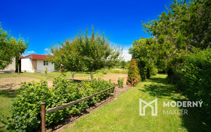 Na predaj záhradná chatka v rekreačnej oblasti v Špačinciach