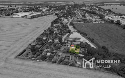 Na predaj záhradná chatka v rekreačnej oblasti v Špačinciach