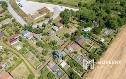 Na predaj záhradná chatka v rekreačnej oblasti v Špačinciach