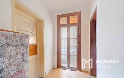 Na predaj rodinný dom s investičným potenciálom v Hrnčiarovciach nad Parnou