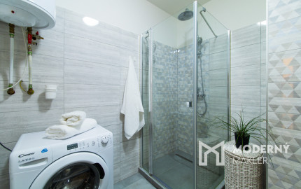 REZERVOVANÉ:Na predaj 1-izbový byt v centre Vrbového