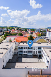 REZERVOVANÉ:Na predaj 1-izbový byt v centre Vrbového