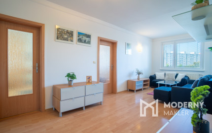 Na prenájom 3-izbový byt v Petržalke na Holičskej ulici