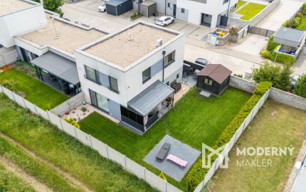 REZERVOVANÉ:Na predaj rodinný dom s terasou v Dunajskej Lužnej