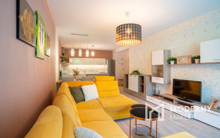 REZERVOVANÉ: Na predaj priestranný 3-izbový byt na Slávičej ulici v Senci