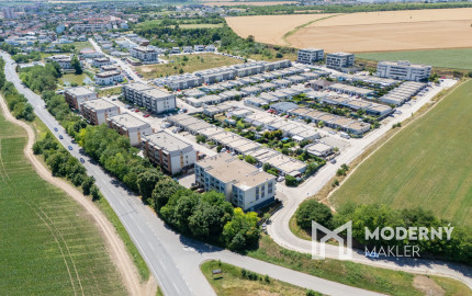 REZERVOVANÉ: Na predaj priestranný 3-izbový byt na Slávičej ulici v Senci