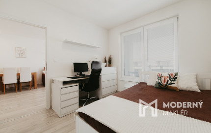 REZERVOVANÉ: Na predaj kompletne zariadený 2-izbový byt v Trenčíne