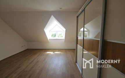 Na prenájom  3-izbový byt v Malackách na ulici Radlinského