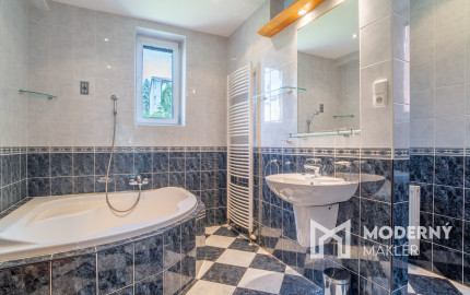 Na predaj 5-izbový rodinný dom s udržiavanou záhradou v bratislavskej časti Kramáre