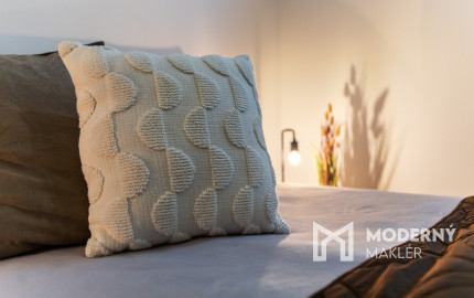 REZERVOVANÉ: Na predaj priestranný 3-izbový byt v Bratislave - Ružinov