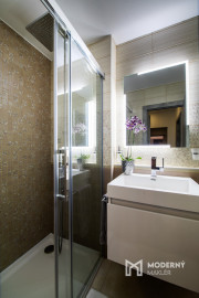 REZERVOVANÉ: Na predaj priestranný 3-izbový byt v Bratislave - Ružinov