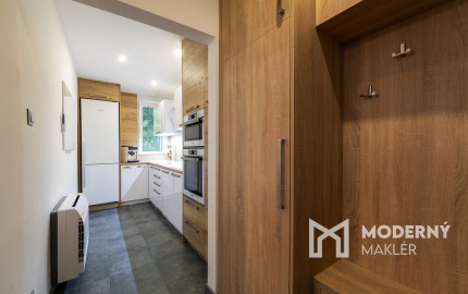 REZERVOVANÉ: Na predaj priestranný 3-izbový byt v Bratislave - Ružinov