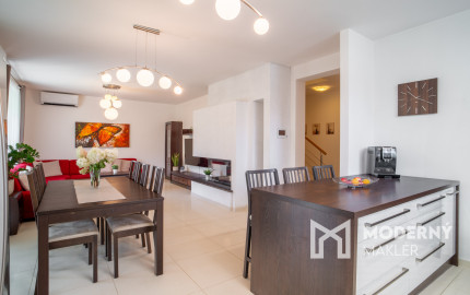 REZERVOVANÉ:Na predaj nadštandardná rodinná vila v obci Dunajská Lužná