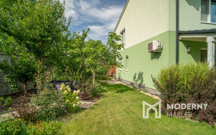 REZERVOVANÉ:Na predaj nadštandardná rodinná vila v obci Dunajská Lužná