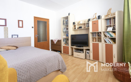 Na predaj 3-izbový byt v Bratislave-Podunajské Biskupice