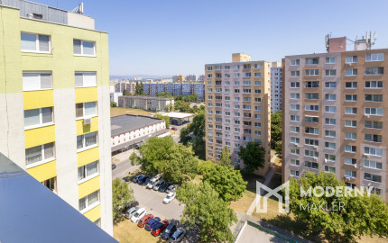 Na predaj 3-izbový byt v Bratislave-Podunajské Biskupice