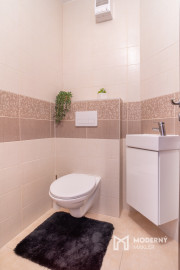 Na predaj 3-izbový byt v Malackách