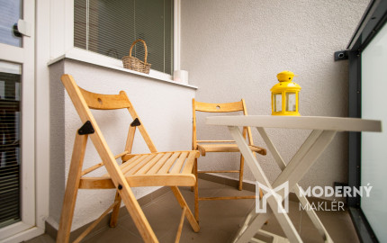 Na predaj štýlový 3-izbový byt v centre Starej Turej