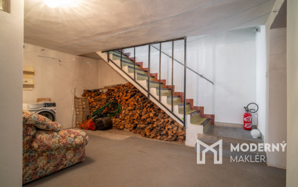 Na prenájom 5-izbový rodinný dom s udržiavanou záhradou v bratislavskej časti Kramáre