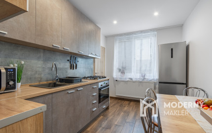 Na predaj kompletne zariadený 3,5-izbový byt v Dolnej Strede