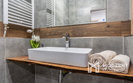 Na predaj kompletne zariadený 3,5-izbový byt v Dolnej Strede