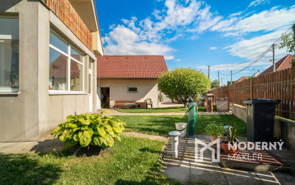 Na predaj rodinný dom s garážou v tichej časti Serede