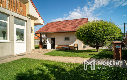 Na predaj rodinný dom s garážou v tichej časti Serede