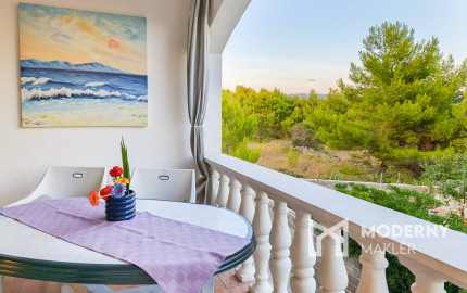 Na predaj 3-izbový apartmán na ostrove Vir v Chorvátsku