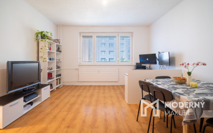 Na predaj atraktívny 2-izbový byt vo Vrábloch - Žitava