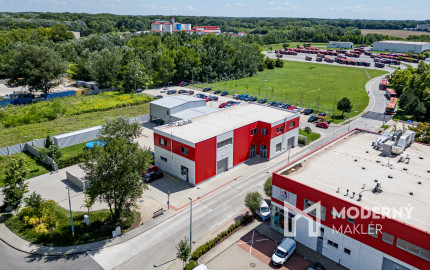 Na prenájom obchodné priestory na Betliarskej ulici