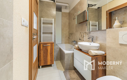 Na prenájom kompletne zariadený 4-izbový podkrovný byt v Ivanke pri Dunaji