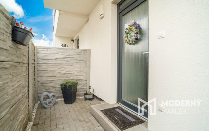 REZERVOVANÉ - Na predaj 5-izbový rodinný dom v Rovinke