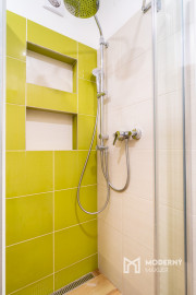 Na predaj priestranný 3-izbový byt s veľkou loggiou v Rači